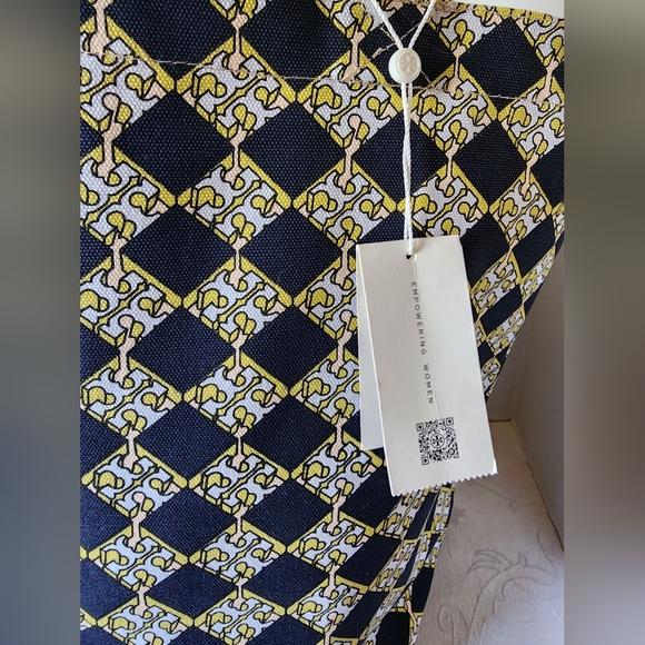 Tory Burch 2FER Gracie Reversible Canvas Tote with Perforated Zip Wallet - Picture 7 of 13